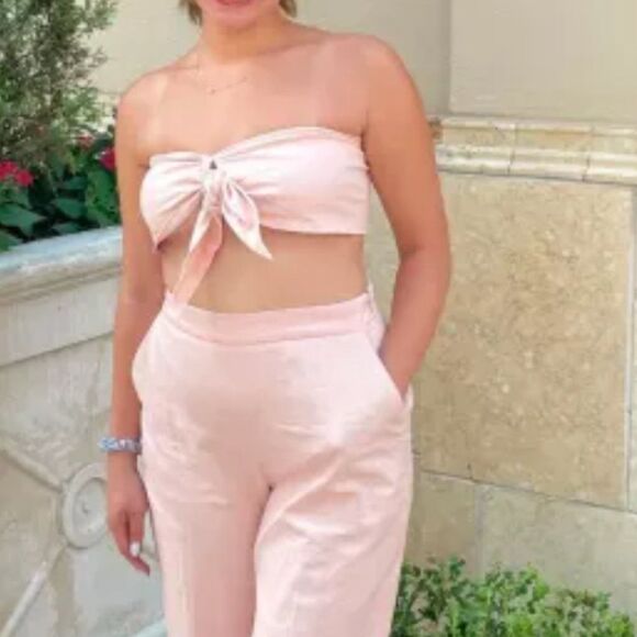 EXPRESS Linen-Blend Tie Front Bandeau Top / Crop Top in Pale Pink NWT (L + XL) - Picture 8 of 16